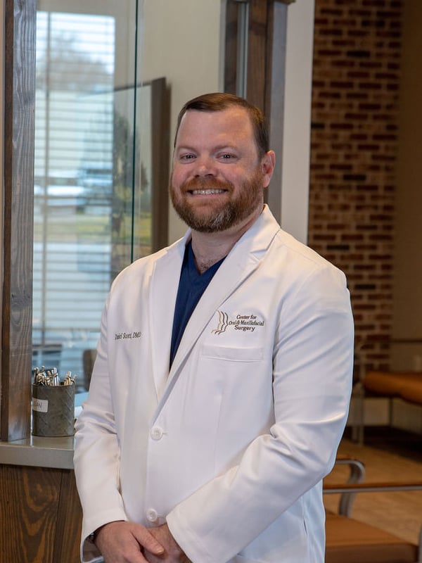 Dr Scott